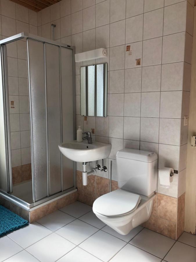 Chambres D'Hotes Le Passiflore Les Brenets Exterior foto