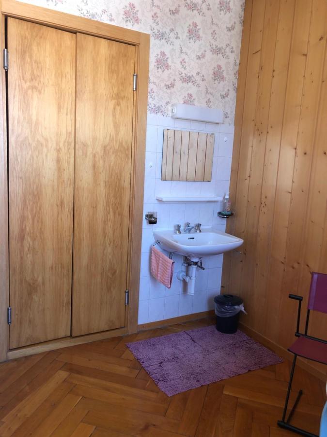 Chambres D'Hotes Le Passiflore Les Brenets Exterior foto